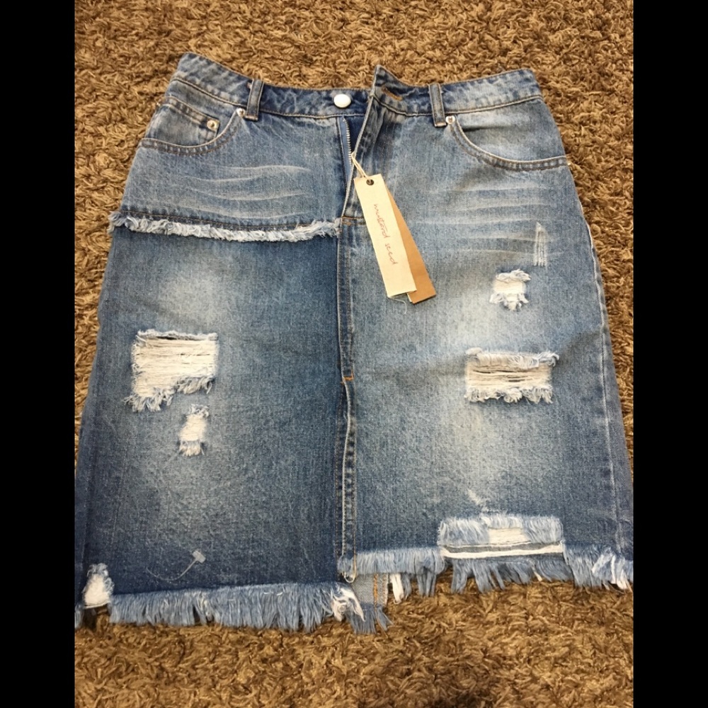 Denim skirt